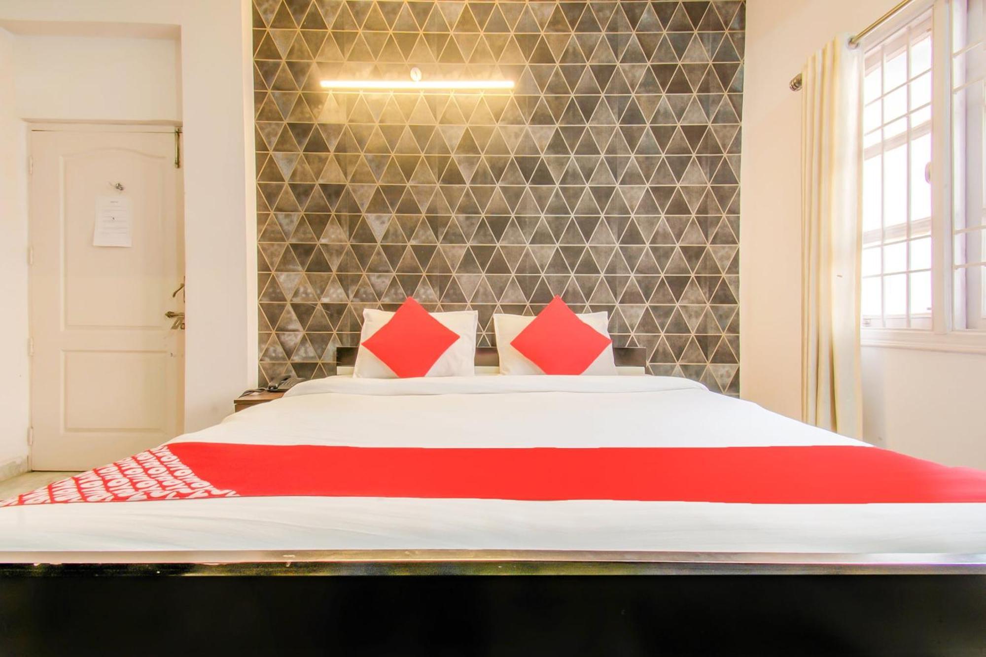 Hotel O Kamini Патна Экстерьер фото