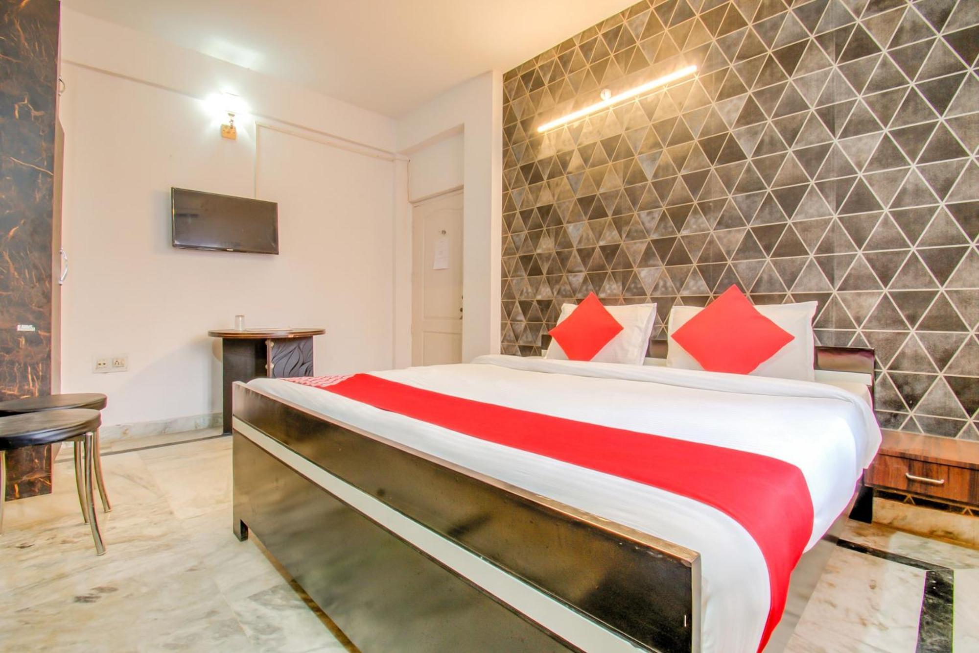 Hotel O Kamini Патна Экстерьер фото
